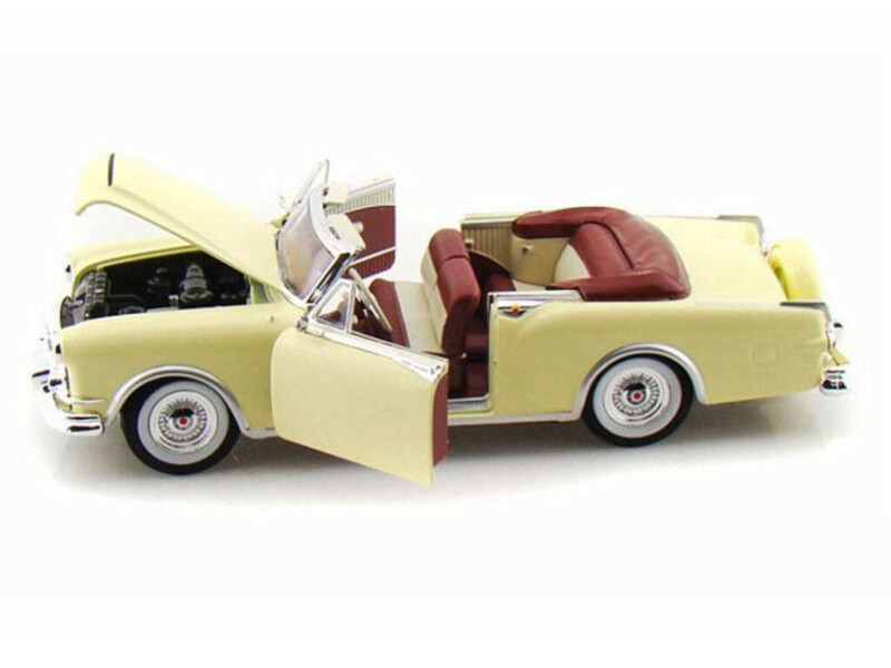 Welly Packard Carribbean (1953) 1:28 béžový